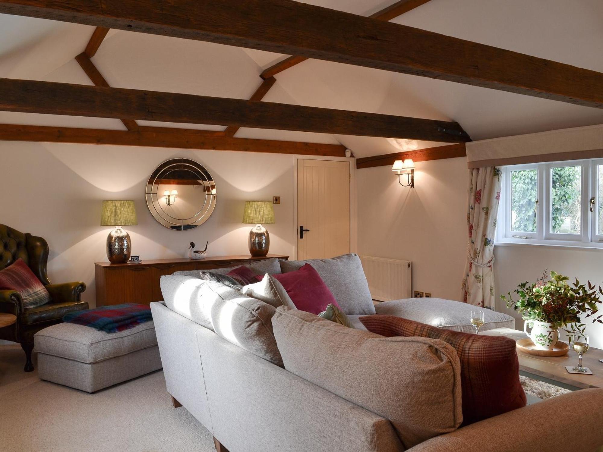 Maplehurst Barn Stables Staplehurst 외부 사진